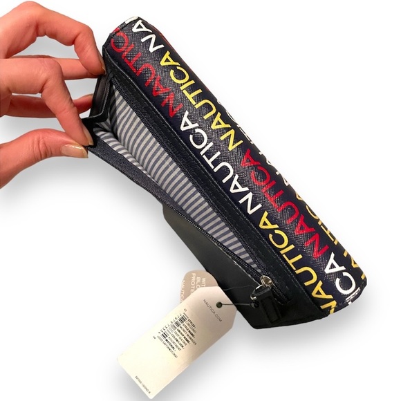 Nautica Navy White Red Yellow Money Manager Wallet - Picture 4 of 7